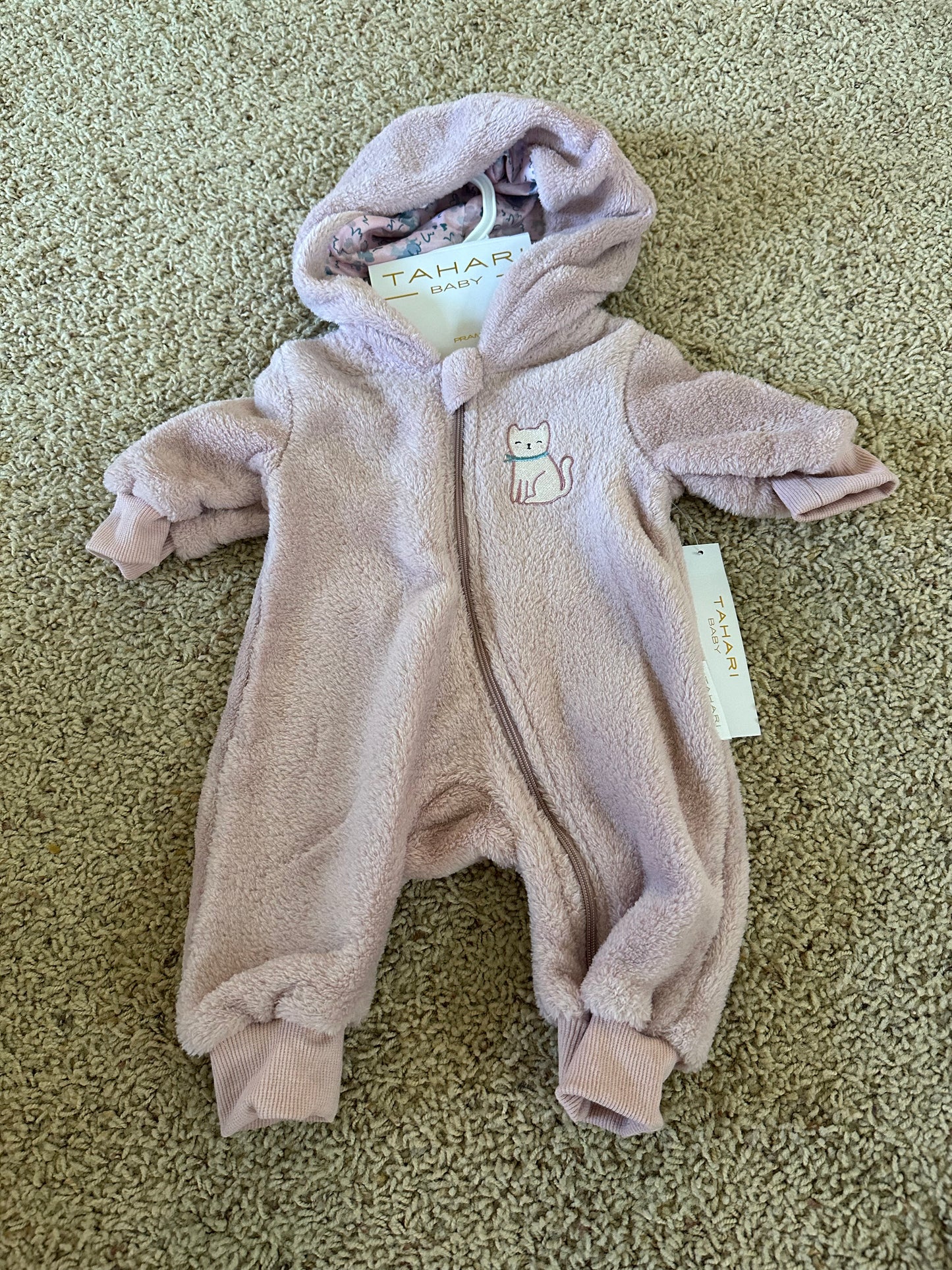 0/3m Cat outfit