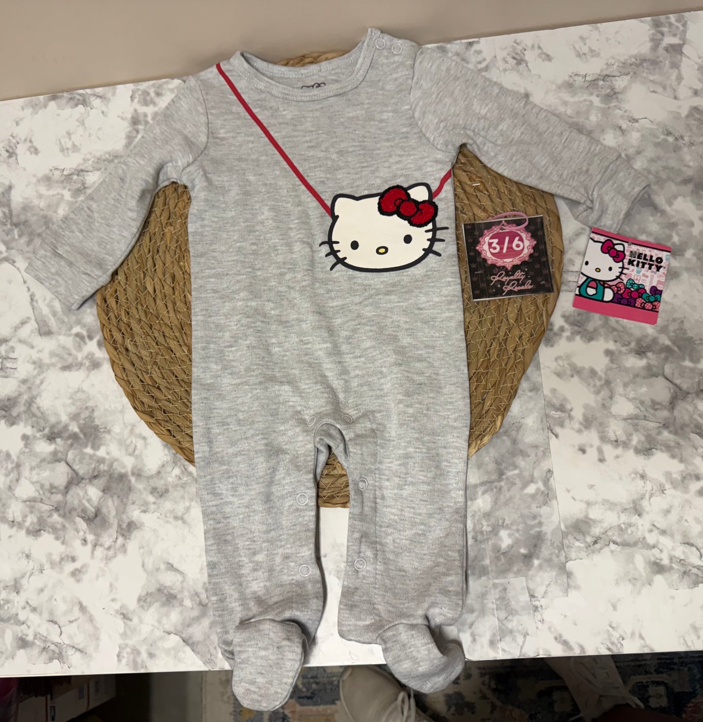 3/6m hello kitty sleeper