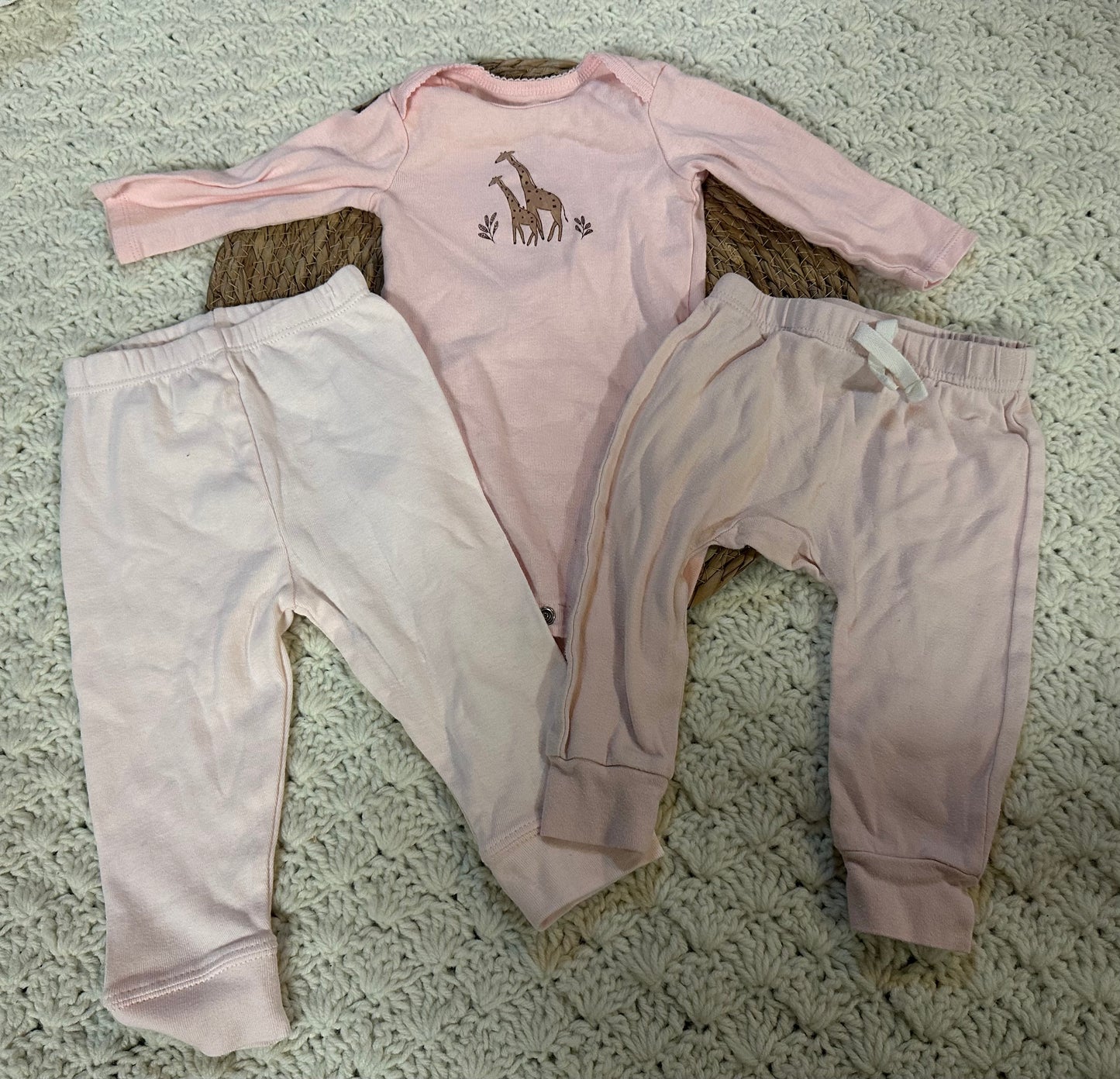 3/6m pink onesies & 2 bottoms