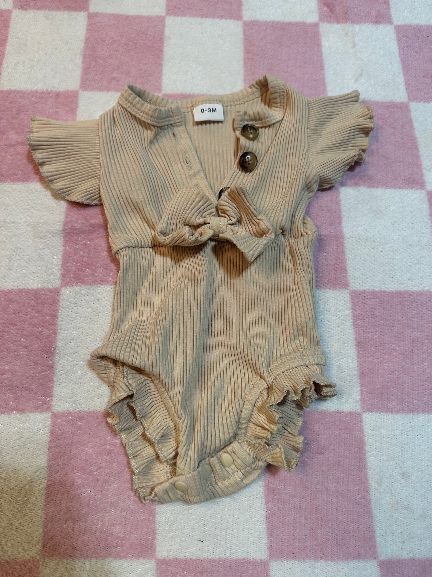 0/3m Tan romper