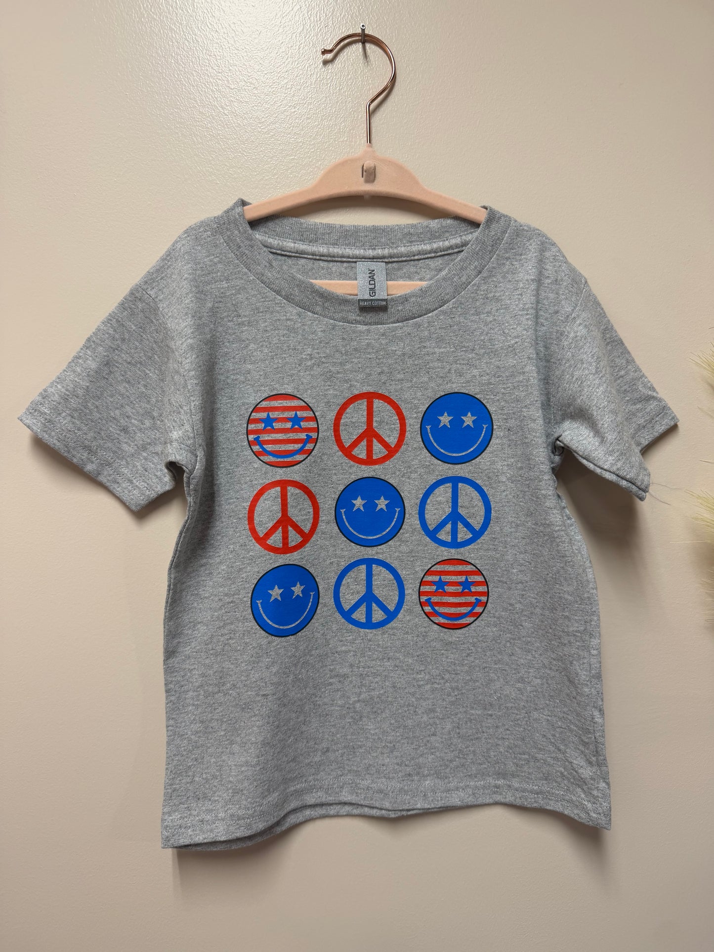 Toddler Smiley/Peace tshirt