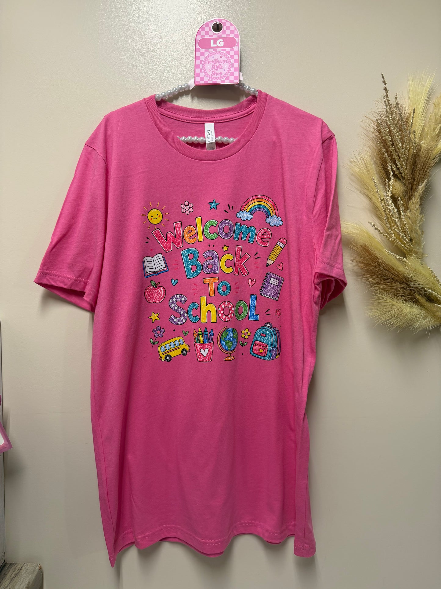 Adult large welcome back tshirt