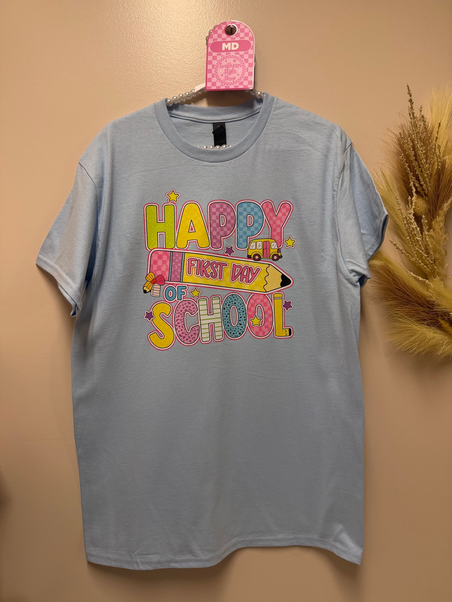 Adult medium happy first day tshirt