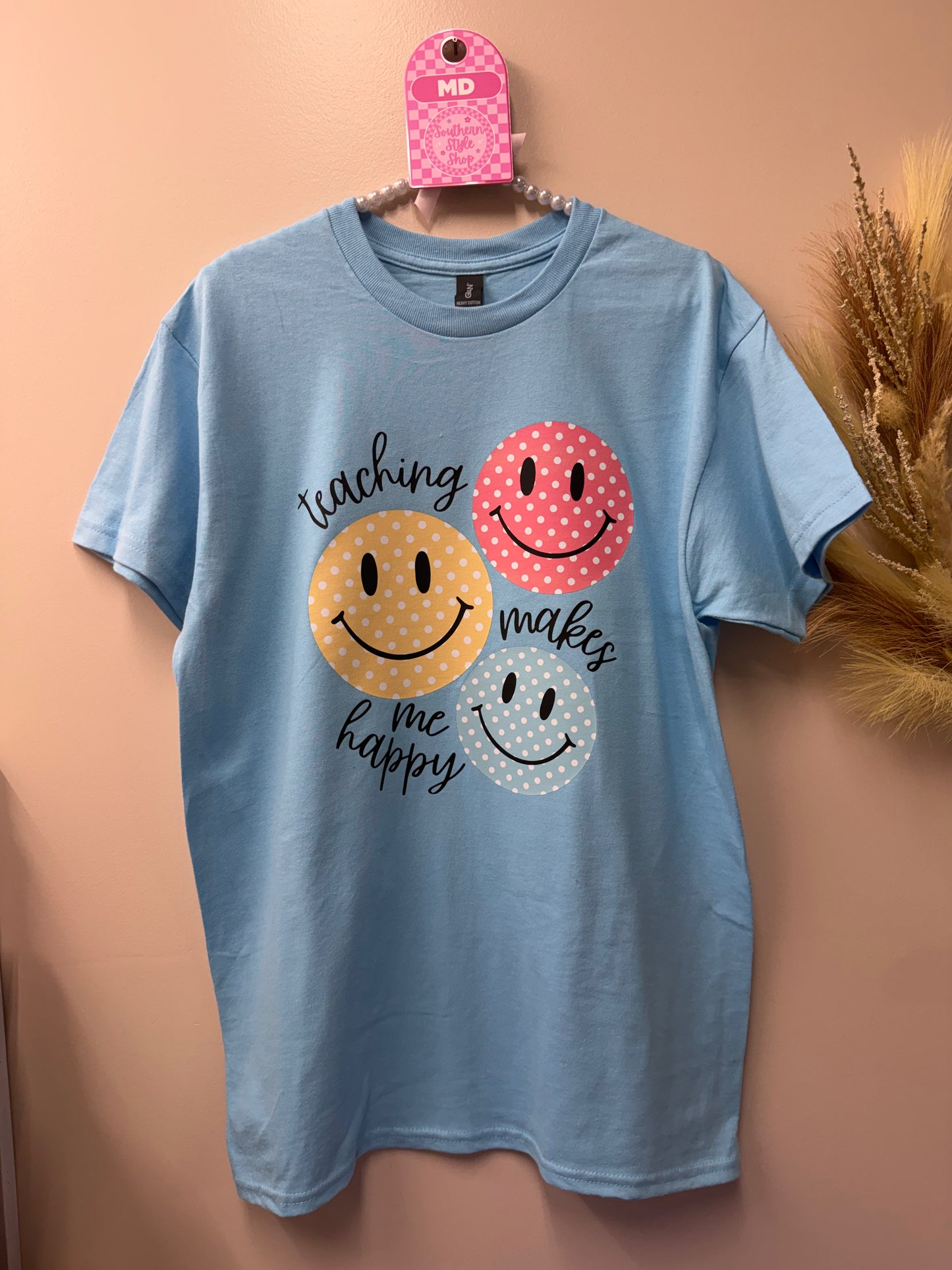 Adult medium teaching makes me happy tshirt