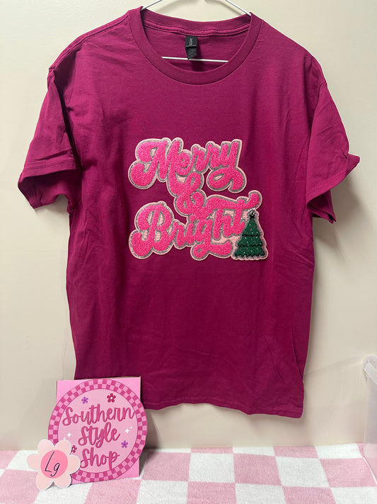 Adult large Merry & Bright tshirt