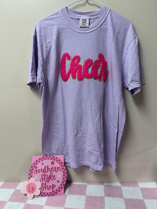 Adult large cheer tshirt
