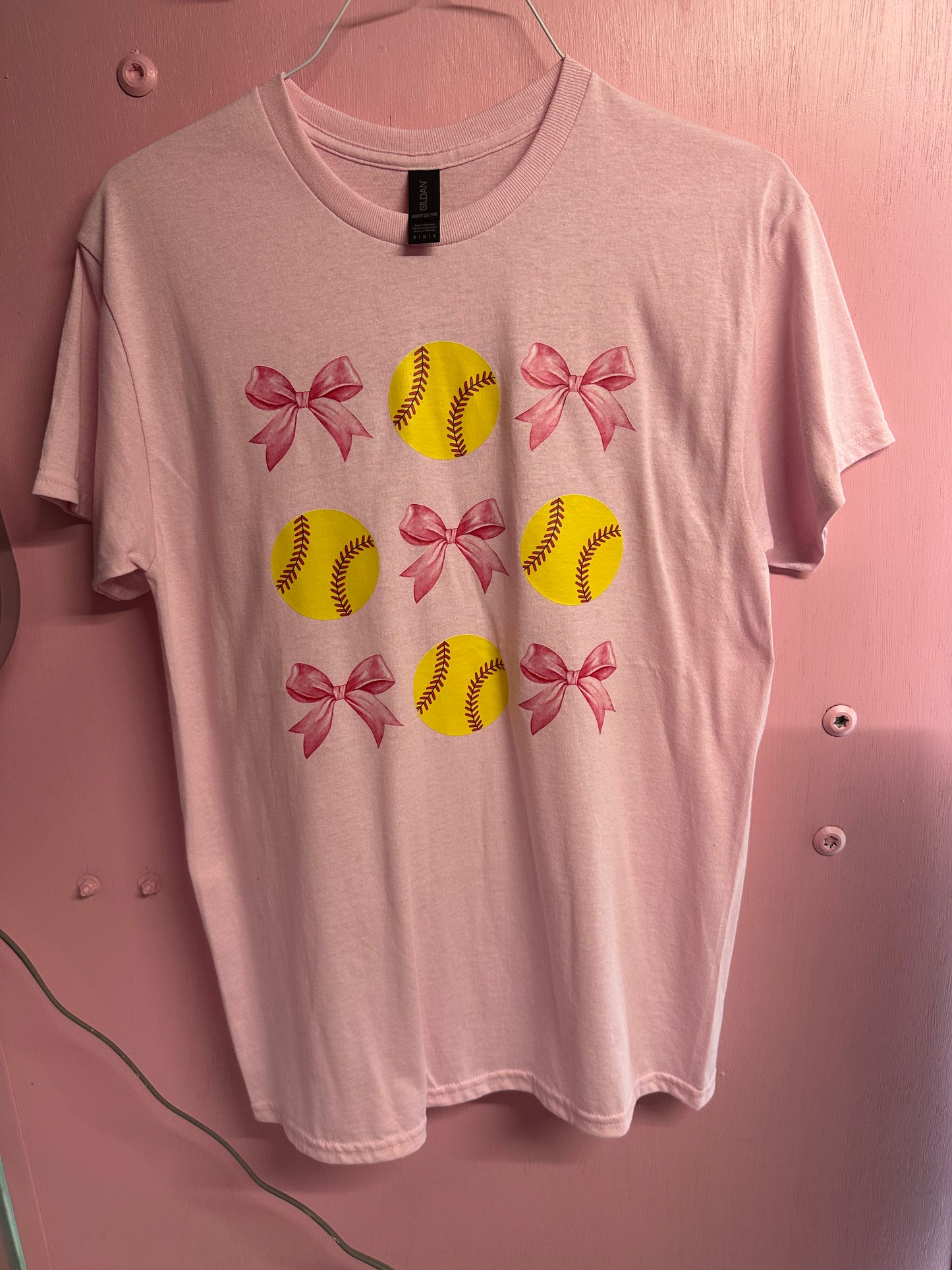 Adult medium softball tshirt