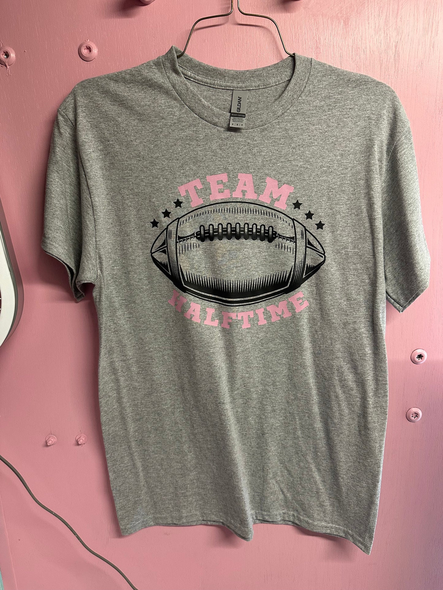 Adult medium halftime tshirt