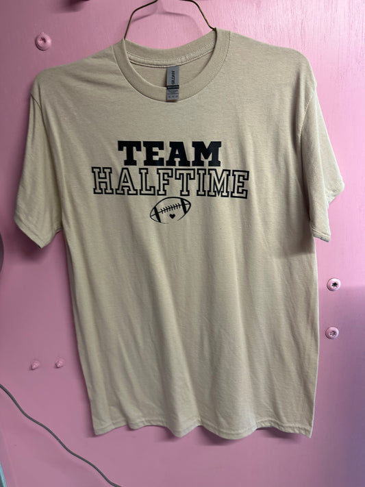 Adult medium halftime tshirt