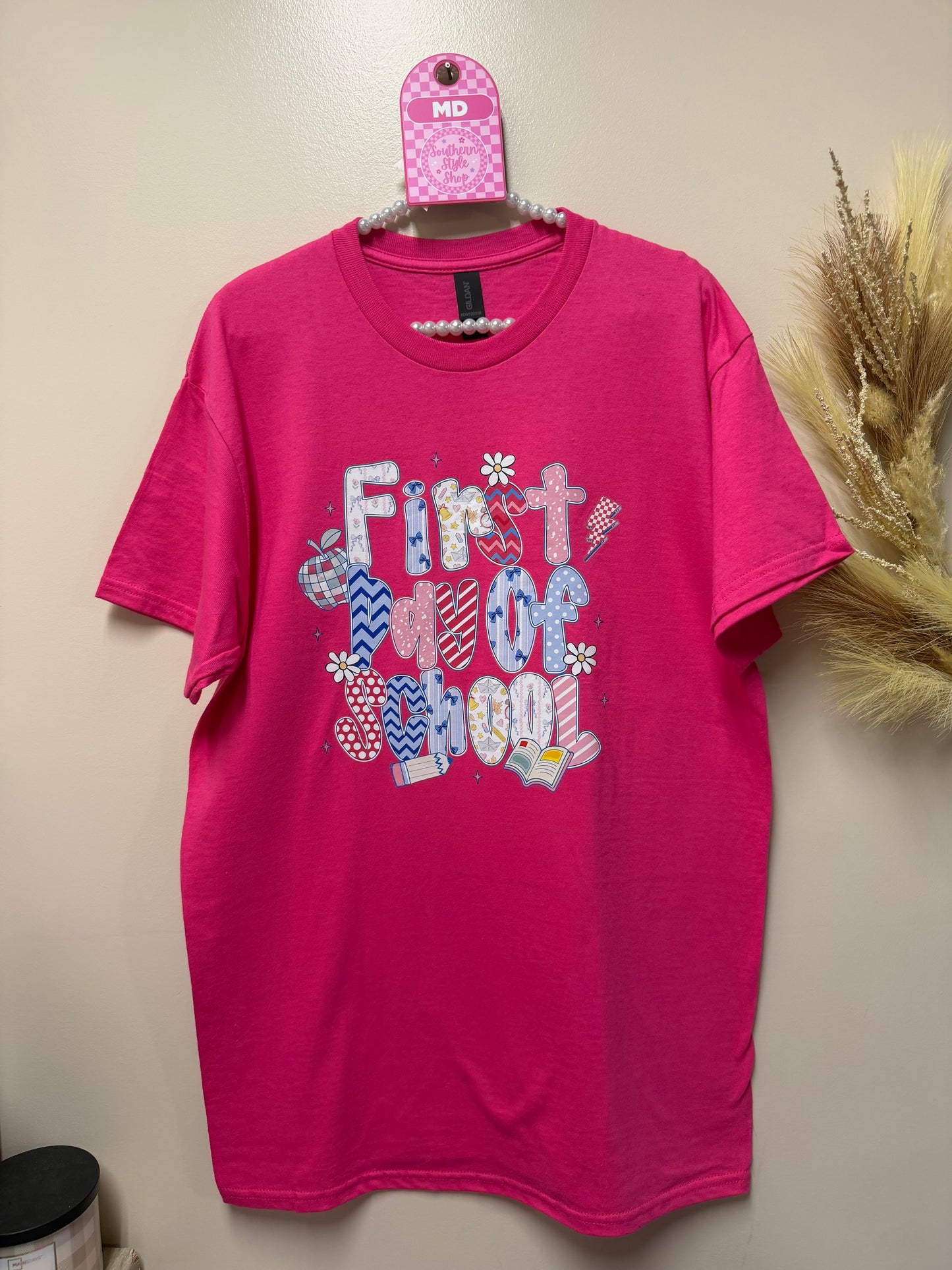 Adult medium first day tshirt