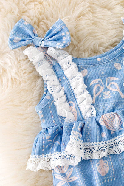White seashell on blue baby bodysuit w/snaps. RPG50643 AMY
