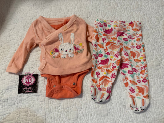 Newborn bunny outfit