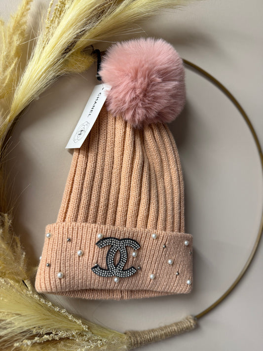 Chanel Pearl Pom Beanie – Women's One Size
