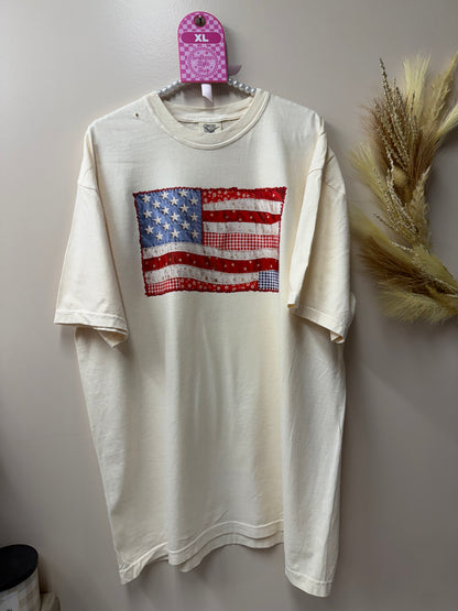 Adult XL American flag tshirt