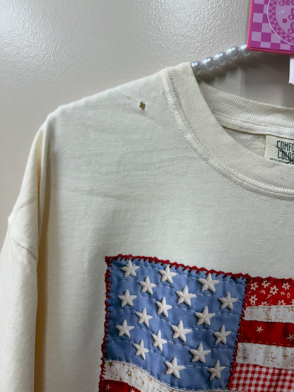 Adult XL American flag tshirt