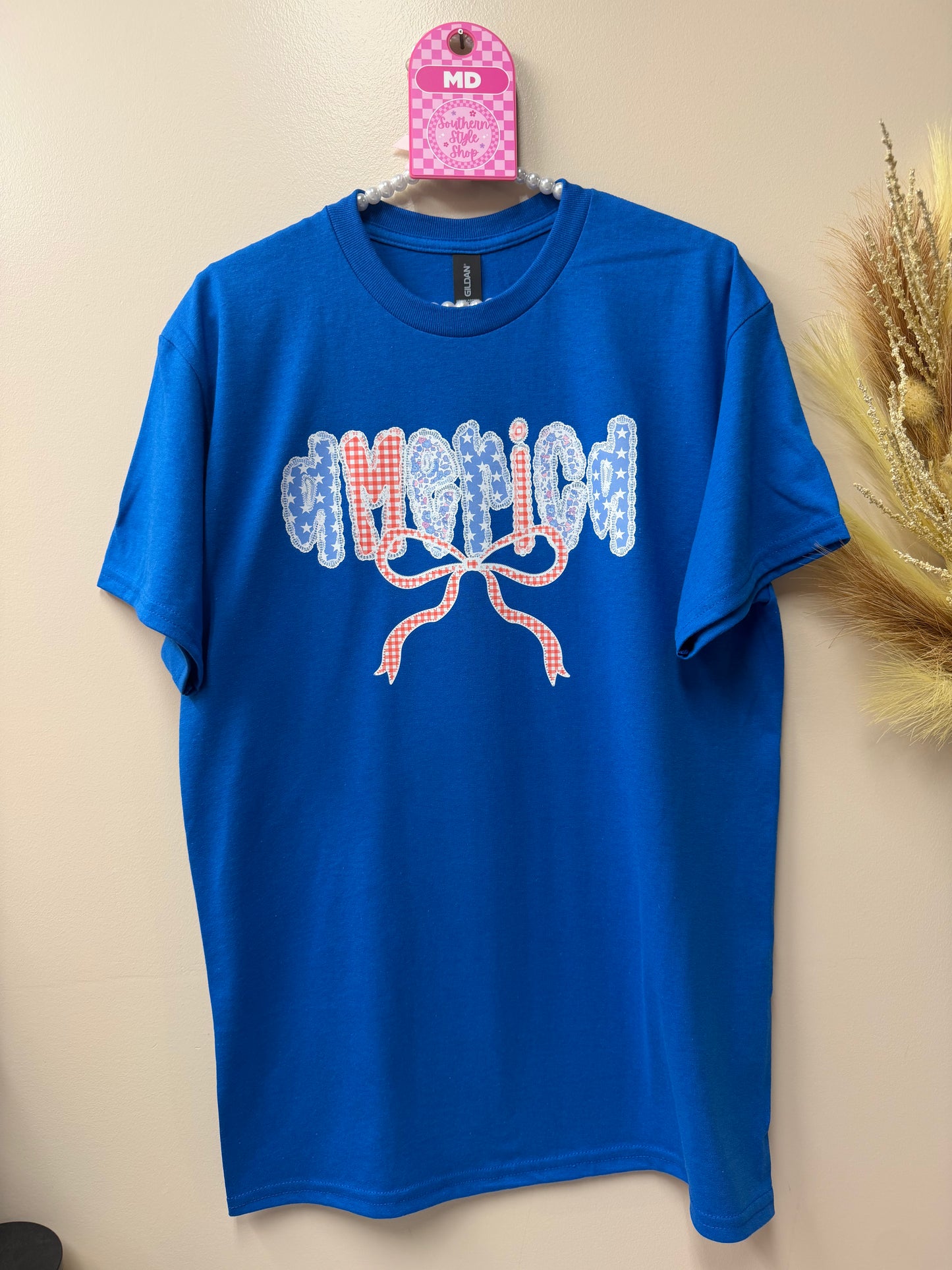 Adult medium America tshirt