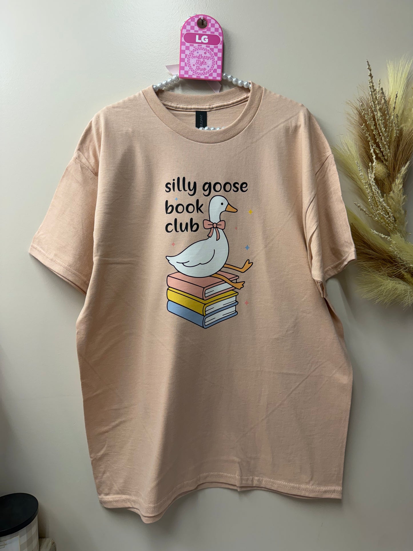 Adult large silly goose book club tshirt
