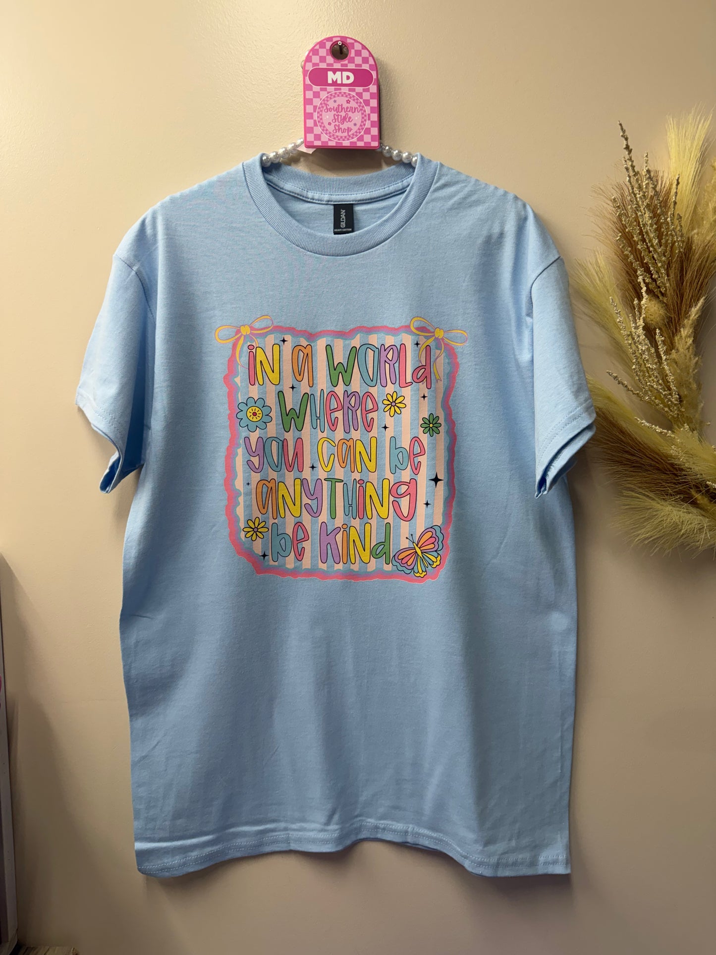 Adult medium be kind tshirt