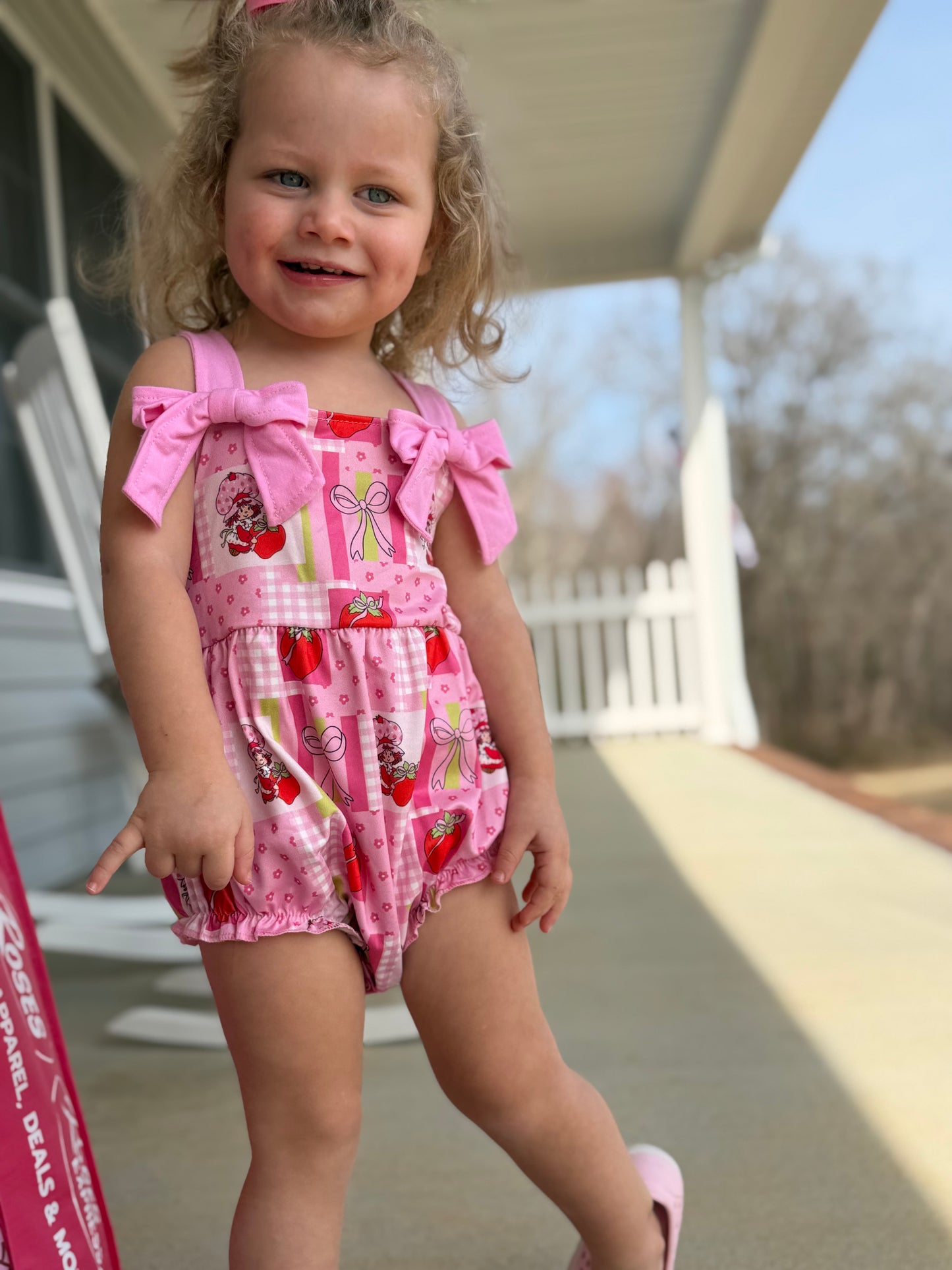 Sweet Strawberry Printed Romper - 0/3m