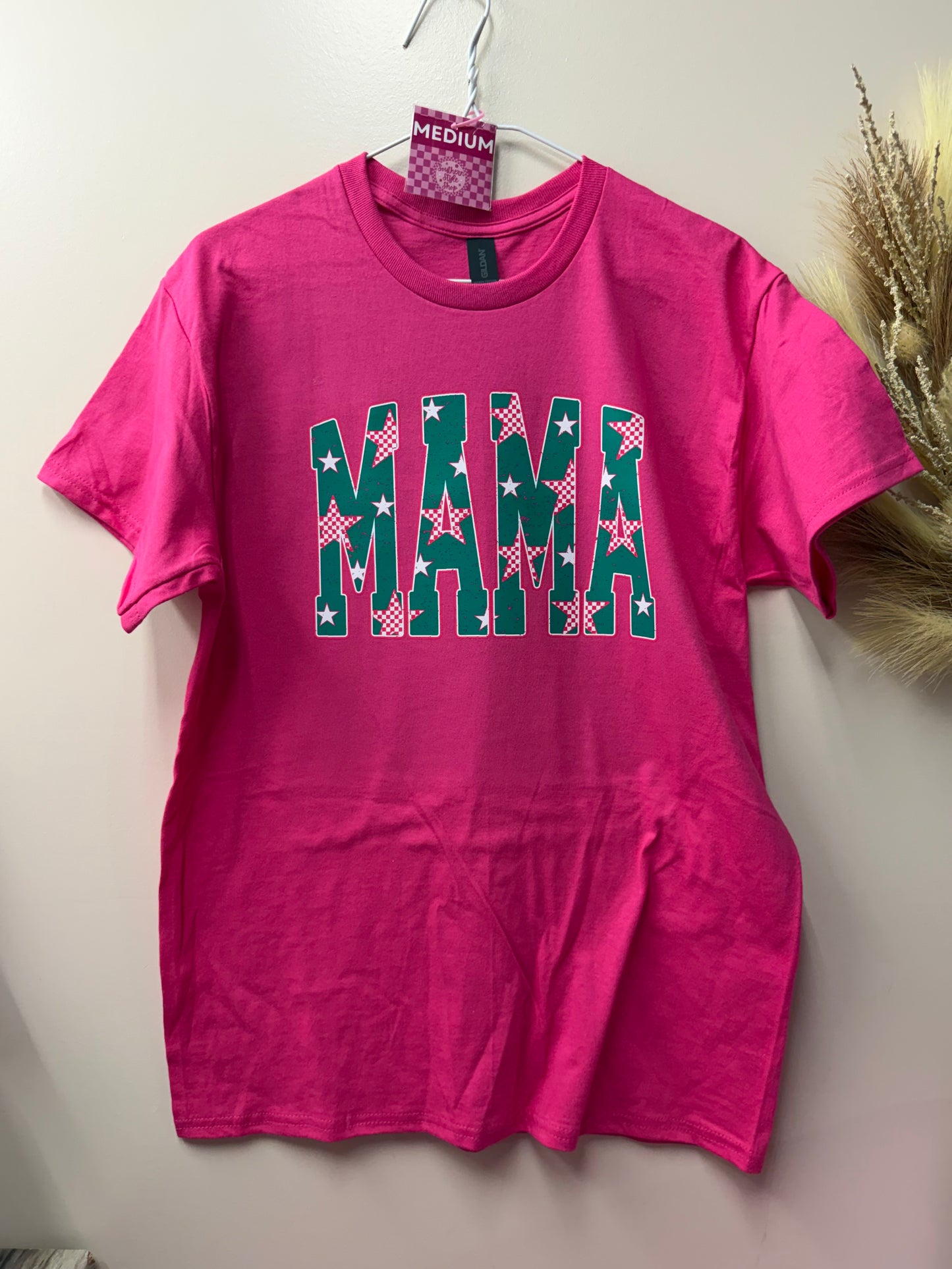 Adult medium mama tshirt