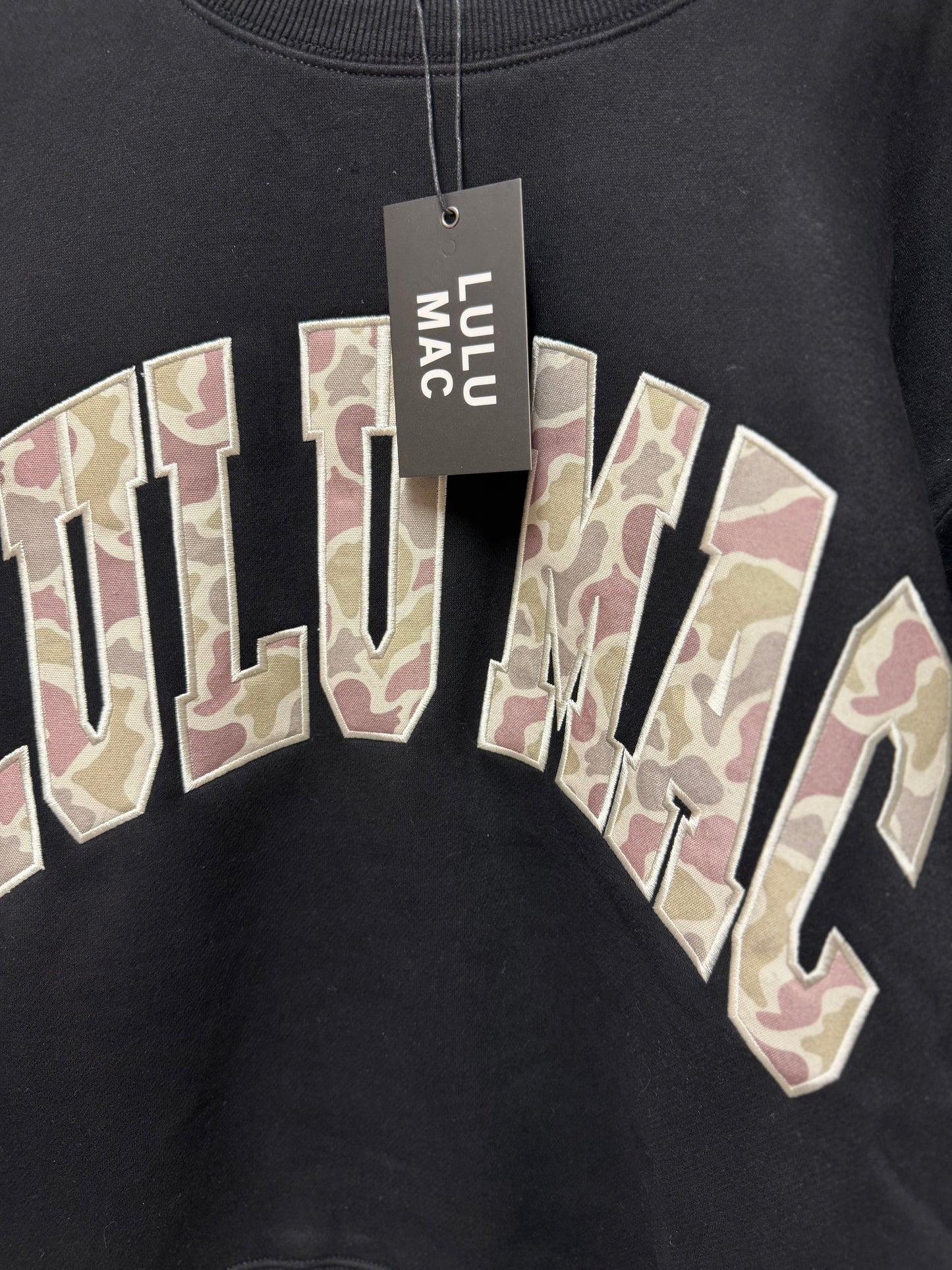Lulu Mac Sweatshirt Black/Camo- Embroidered