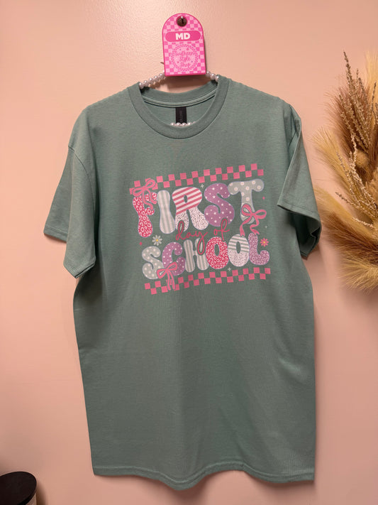 Adult medium first day tshirt